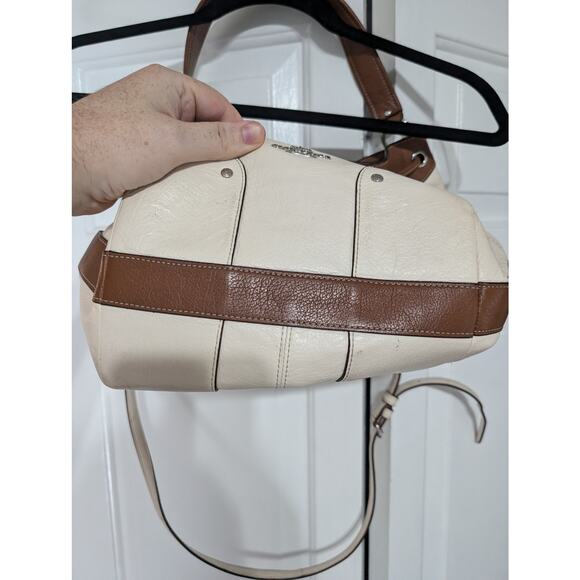 Coach F37680 Mickie Drawstring Spectator Leather Shoulder Chalk & Saddle Pebble - Picture 6 of 9